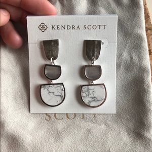Kendra Scott Luna Drop Earrings